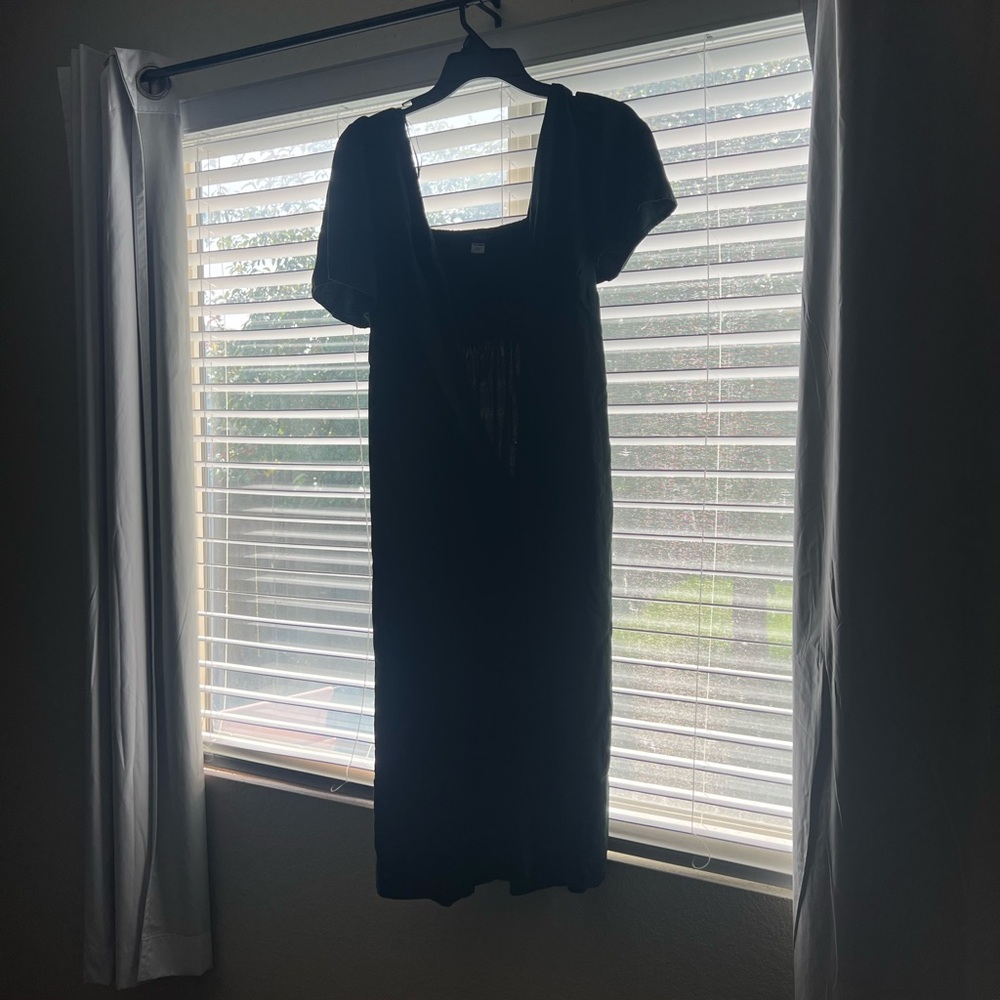 Old Navy Black Midi Dress